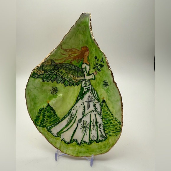 Handmade Hand-Painted Oyster Shell – Celtic Forest Maiden Art - Picture 1 of 6